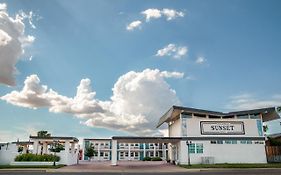 Arizona Sunset Inn & Suites